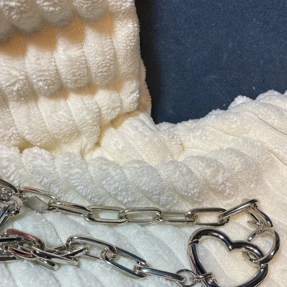 💝 NWT VERSATILE DESIGNER INSPIRED ROMANCE SILVER HEART NECKLACE - Picture 6 of 8